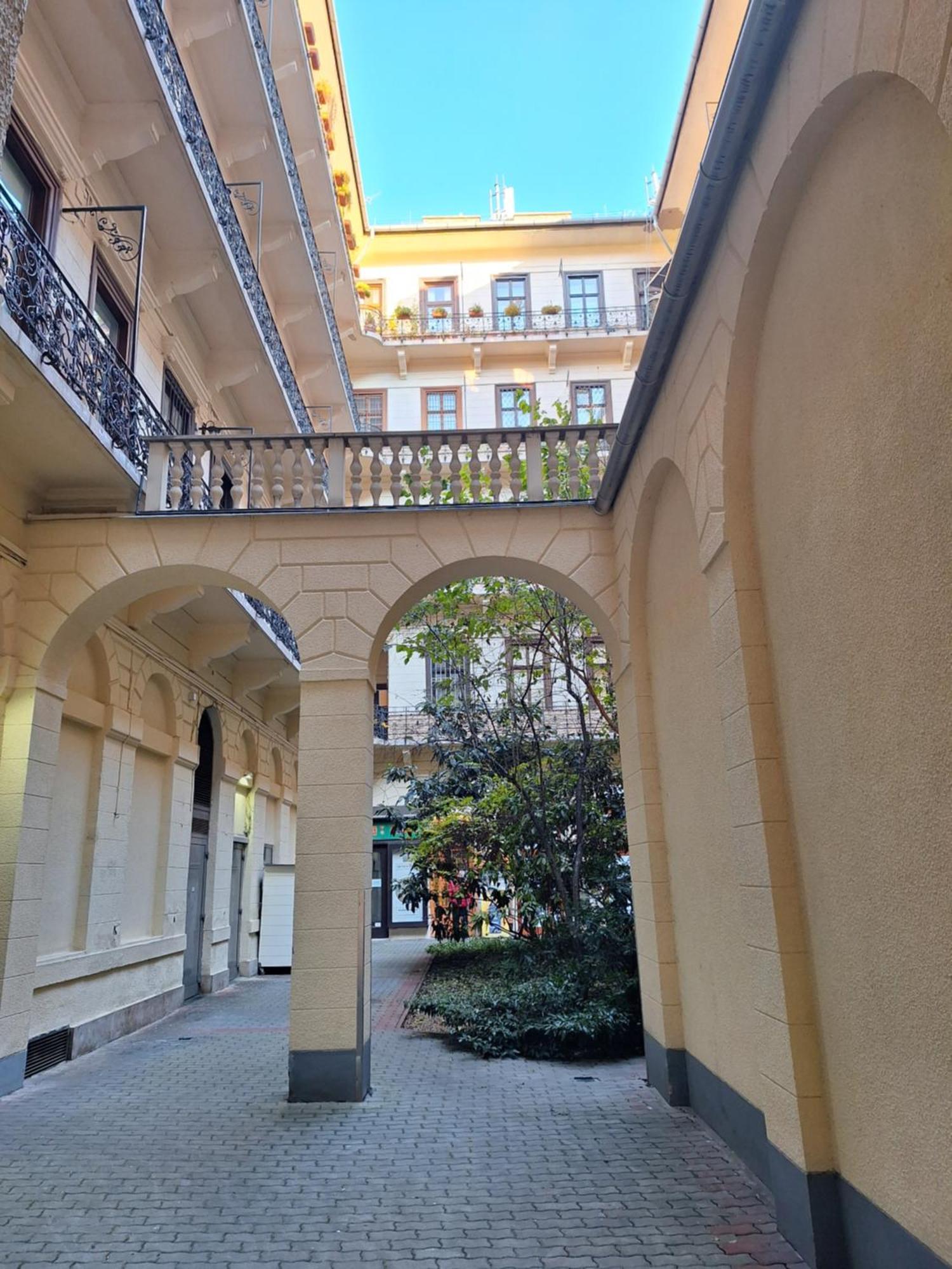 Ziti Citi Budapest公寓 外观 照片